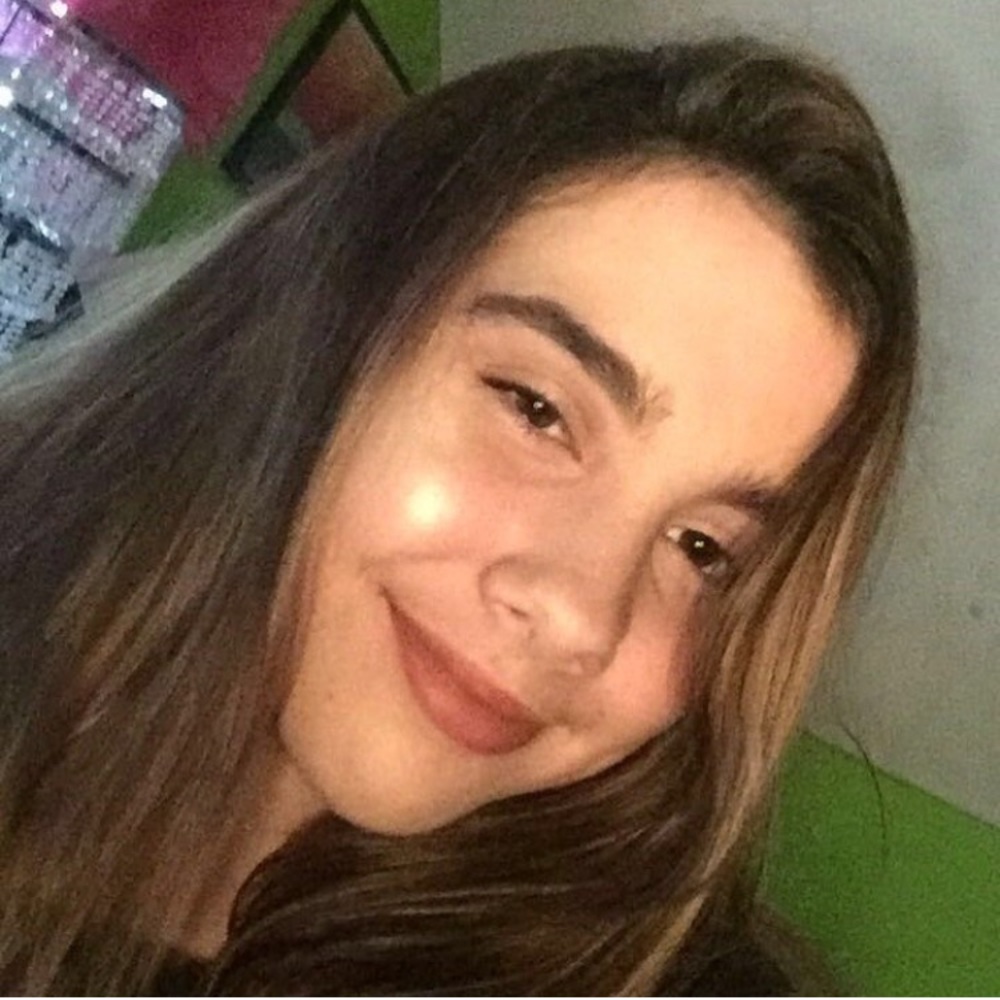 Meet your Posher, Julia